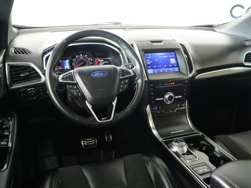 Used 2019 Ford Edge ST w/ Equipment Group 401A AWD/4WD image 2