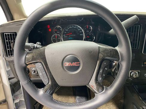 Used 2024 GMC Savana 2500 w/ Driver Convenience Package RWD image 23