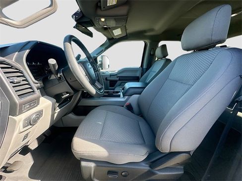 Used 2021 Ford F250 XLT w/ XLT Premium Package image 19