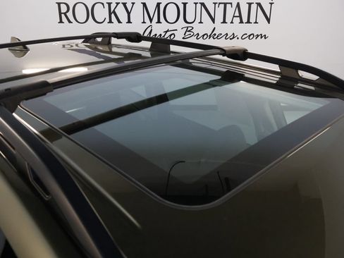 Used 2023 Subaru Forester Premium AWD/4WD image 12