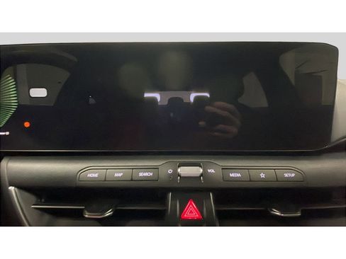 Used 2025 Kia K4 image 12