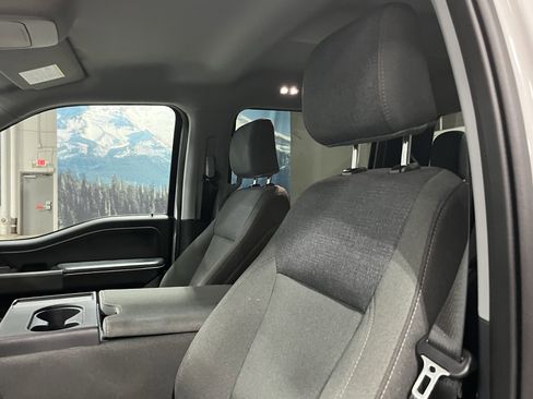 Used 2025 Ford F150 XLT w/ Equipment Group 301A Standard image 17