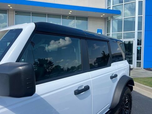 Used 2026 Ford Bronco Badlands AWD/4WD image 14