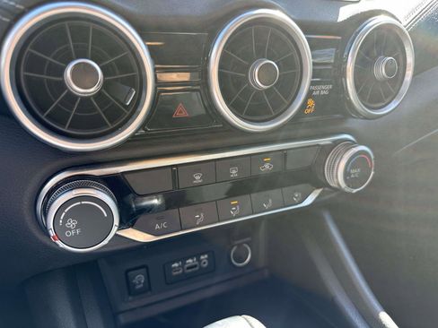 Used 2024 Nissan Sentra SV image 23