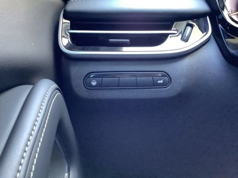 Used 2022 INFINITI QX60 Sensory w/ Cargo Package AWD/4WD image 19