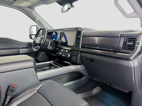 Used 2024 Ford F350 Lariat w/ Lariat Ultimate Package image 29