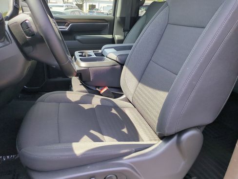 Certified 2025 Chevrolet Silverado 2500 LT w/ Convenience Package AWD/4WD image 16
