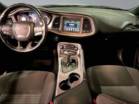 Used 2021 Dodge Challenger GT image 7