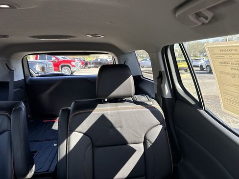 Certified 2023 GMC Acadia AT4 w/ Technology Package AWD/4WD image 13