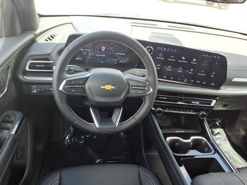 New 2026 Chevrolet Traverse LT FWD image 17