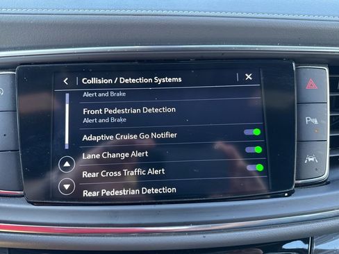 Used 2024 Buick Enclave Essence w/ Sport Touring Edition FWD image 14