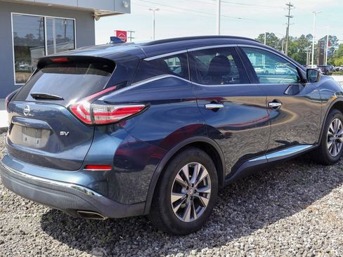 Used 2017 Nissan Murano SV image 10
