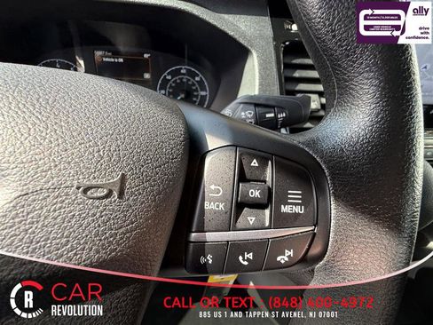 Used 2023 Ford Transit 350 XLT RWD image 17