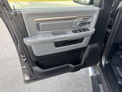 Used 2017 RAM 1500 Big Horn AWD/4WD image 13