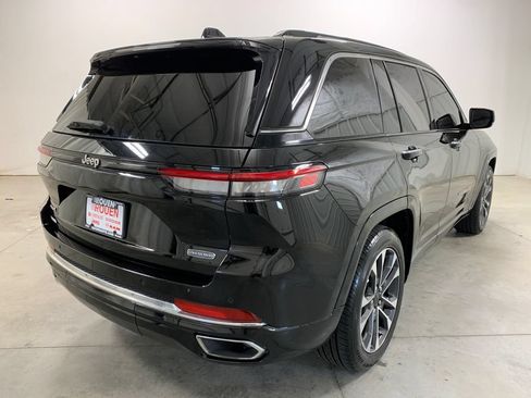 Used 2022 Jeep Grand Cherokee Overland AWD/4WD image 9