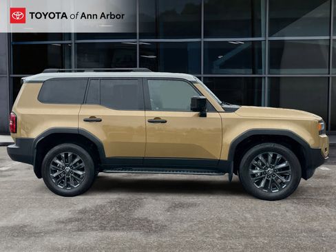 Used 2024 Toyota Land Cruiser w/ Premium Package image 13