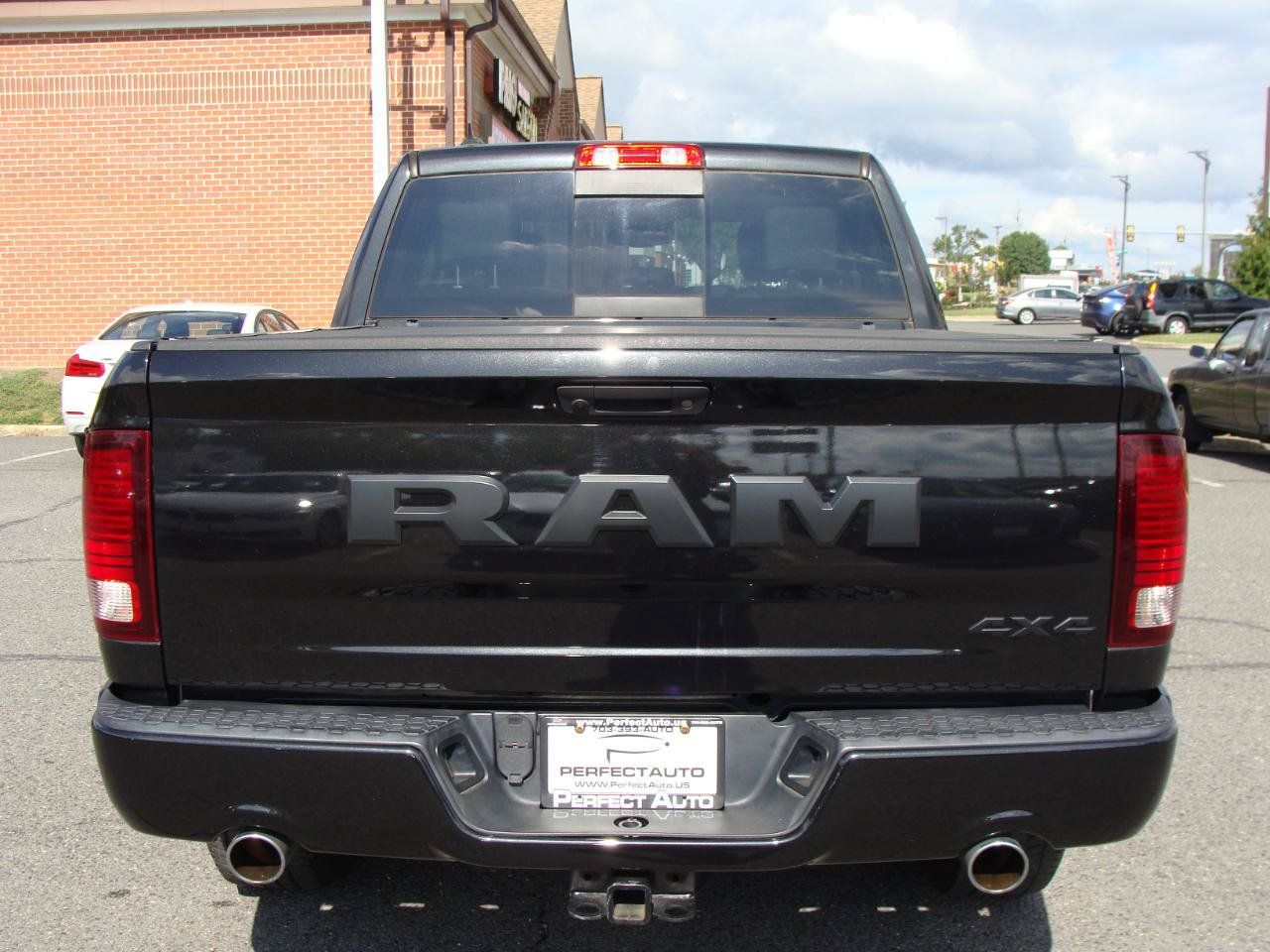 Used 2018 RAM 1500 Sport w/ Quick Order Package 26Q Night AWD/4WD image 5