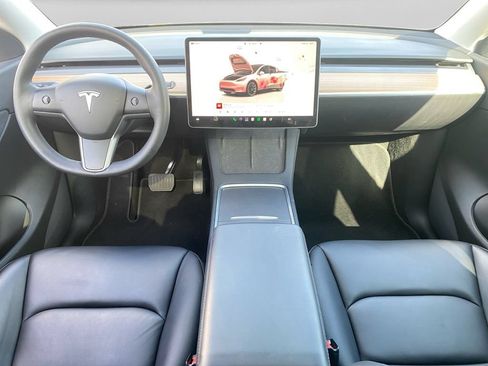 Used 2022 Tesla Model Y Long Range AWD/4WD image 21