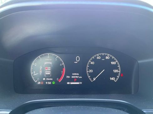 Used 2025 Honda CR-V LX image 9