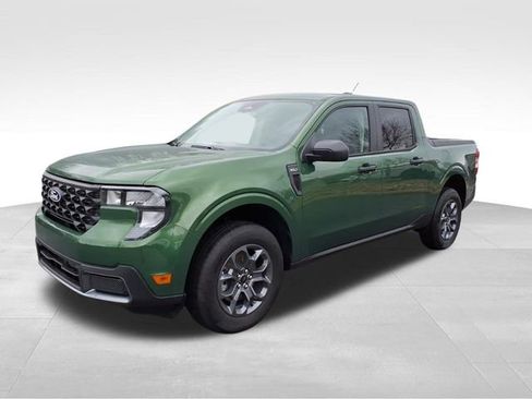 New 2025 Ford Maverick XLT w/ 4K Tow Package image 2