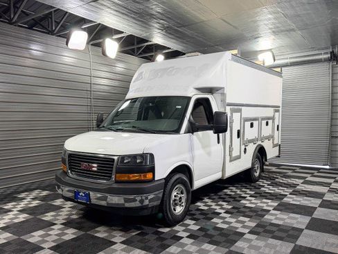 Used 2022 GMC Savana 3500 w/ Power Convenience Package image 45