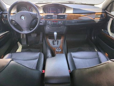 Used 2011 BMW 335i xDrive Sedan AWD/4WD image 18