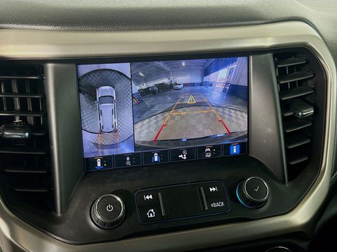 Used 2021 GMC Acadia Denali w/ Denali Technology Package image 19