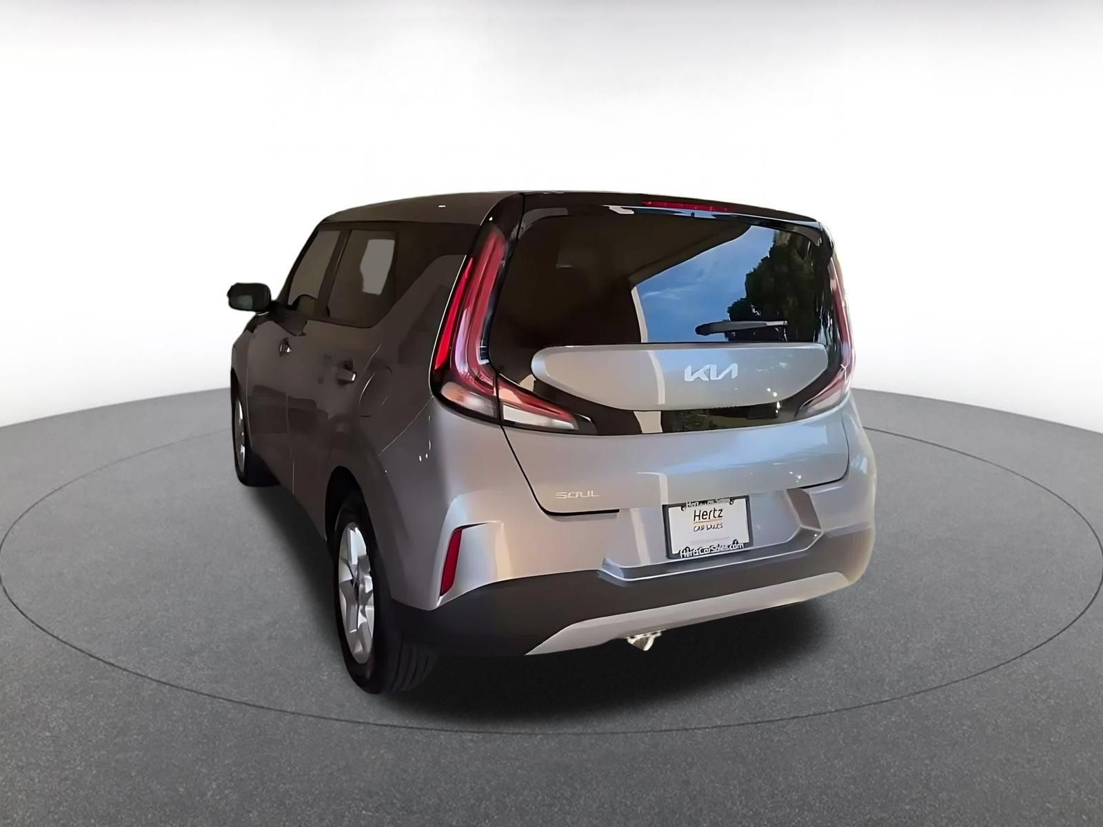 Used 2025 Kia Soul LX w/ LX Technology Package FWD image 10