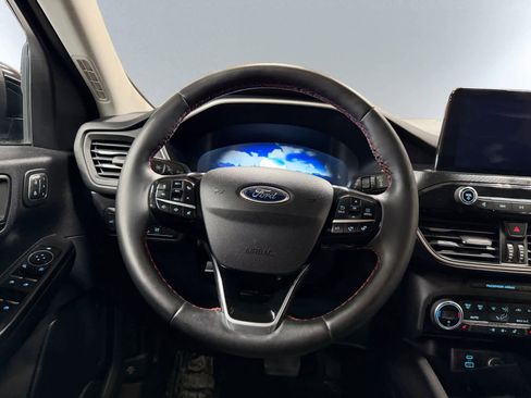 Used 2021 Ford Escape SEL w/ SEL Stealth AWD Package image 17