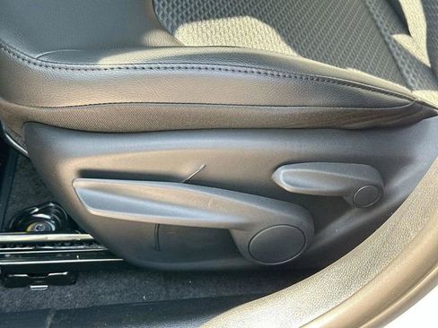 New 2026 Jeep Compass Latitude image 18