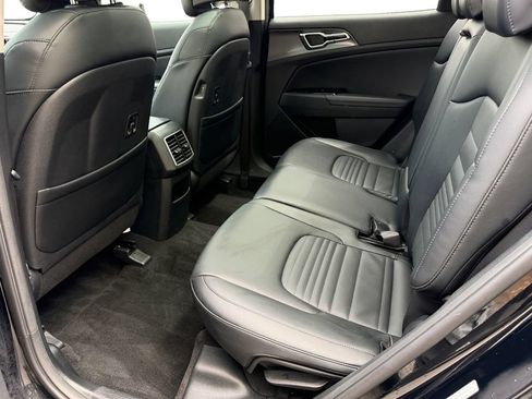 Certified 2023 Kia Sportage SX AWD/4WD image 13