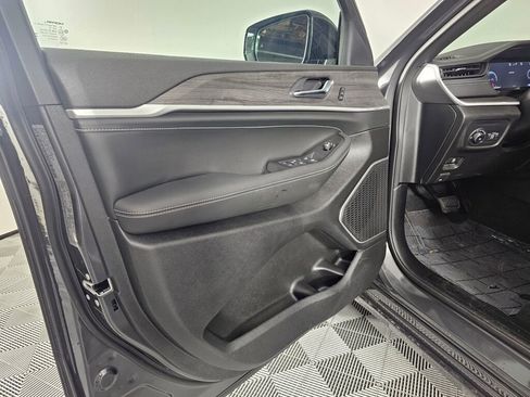 New 2026 Jeep Grand Cherokee Limited AWD/4WD image 20