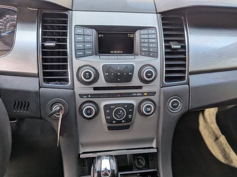 Used 2016 Ford Taurus SEL image 15