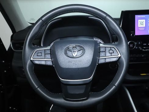 Used 2026 Toyota Highlander XLE AWD/4WD image 21