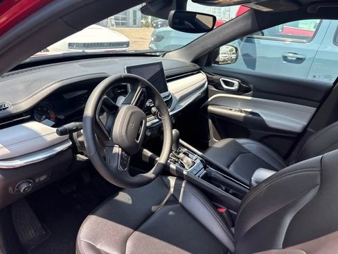 Used 2024 Jeep Compass Limited AWD/4WD image 5