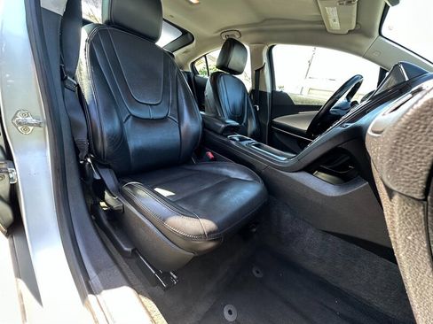 Used 2012 Chevrolet Volt Premium w/ Premium Trim Package image 13