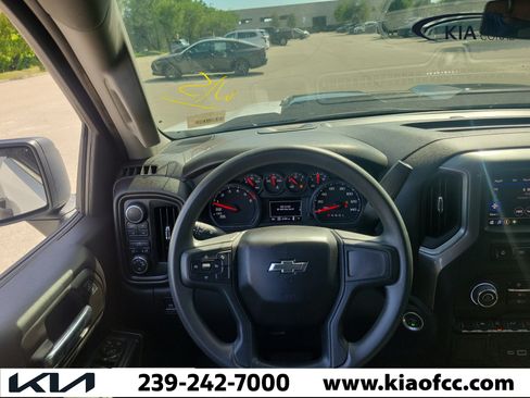 Used 2024 Chevrolet Silverado 1500 Custom Trail Boss AWD/4WD image 21