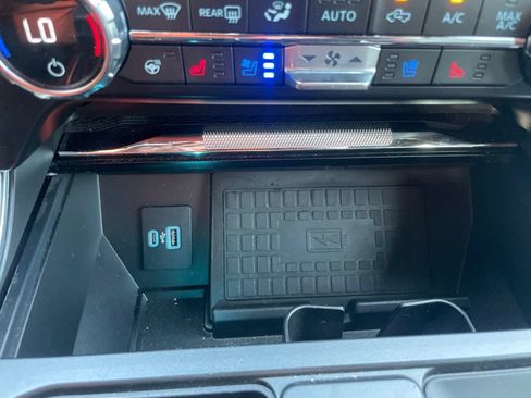 Used 2021 Ford F150 Platinum w/ Equipment Group 701A High AWD/4WD image 22