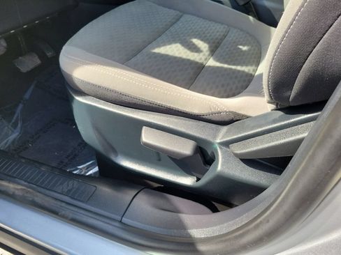 Certified 2022 Ford Escape SE w/ Cold Weather Package AWD/4WD image 9