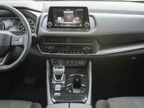 New 2026 Nissan Rogue SV w/ Cold Weather Package FWD image 15