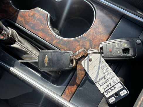 Used 2014 Chevrolet Impala LT w/ Convenience Package image 12