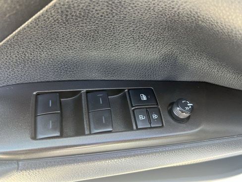 Used 2024 Toyota Camry SE FWD image 22