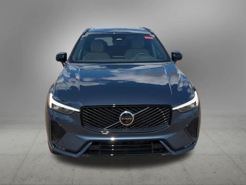New 2027 Volvo XC60 B5 Plus AWD/4WD image 9