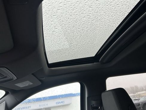 New 2026 GMC Sierra 1500 SLT w/ SLT Premium Package image 16