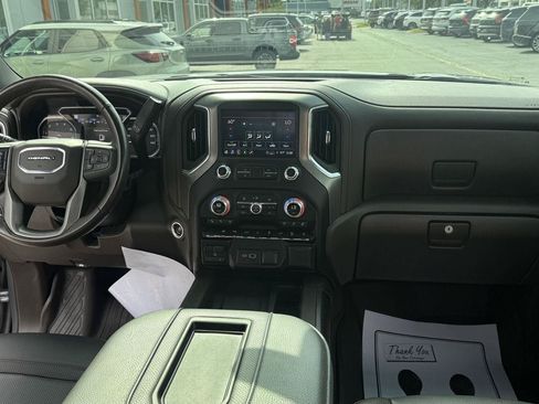 Used 2021 GMC Sierra 1500 Denali w/ Denali Premium Package AWD/4WD image 25