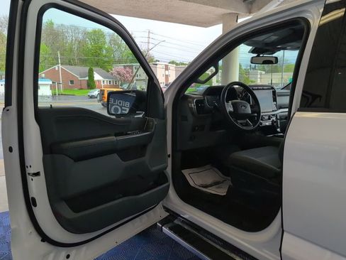 Used 2024 Ford F150 XLT w/ FX4 Off-Road Package AWD/4WD image 15