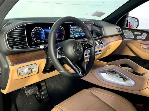 New 2026 Mercedes-Benz GLE 350 4MATIC image 9