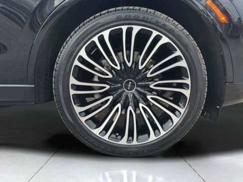 Used 2025 Lincoln Aviator Black Label AWD/4WD image 67