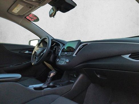 Used 2023 Chevrolet Malibu LT FWD image 20