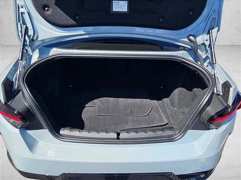 Certified 2024 BMW 230i Coupe w/ Premium Package image 6